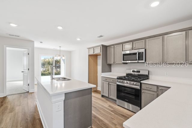 595 Royal Rd, Hardeeville, SC 29927