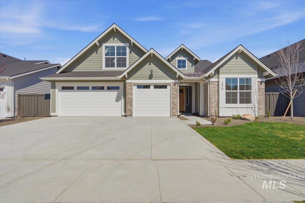 1010 E Crescendo St, Meridian, ID 83642