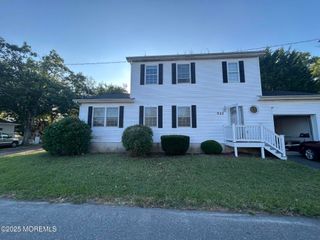 522 Roosevelt Avenue, Toms River, NJ 08753