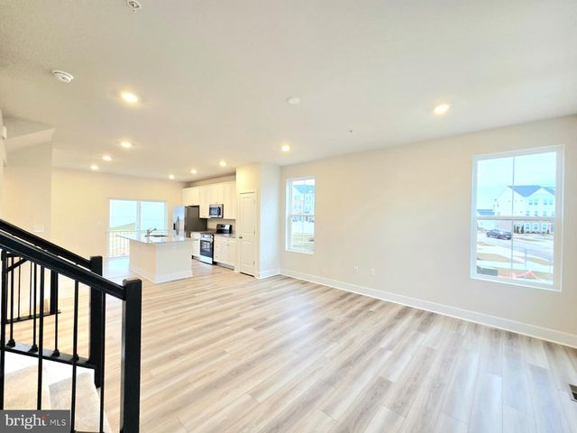 5518 ABERDEEN PL, White Plains, MD 20695