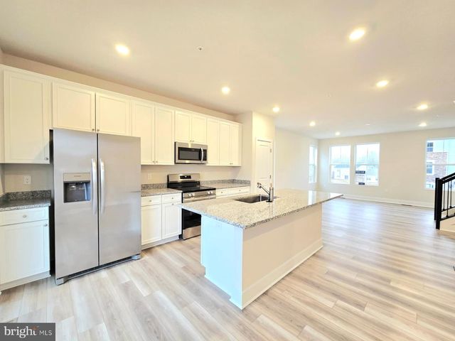 5518 ABERDEEN PL, White Plains, MD 20695