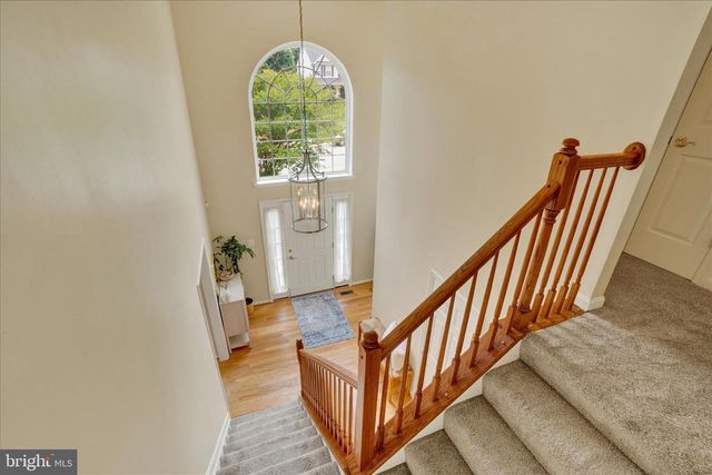 665 CLYDESDALE DR, York, PA 17402