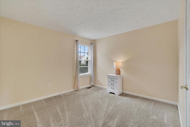 665 CLYDESDALE DR, York, PA 17402