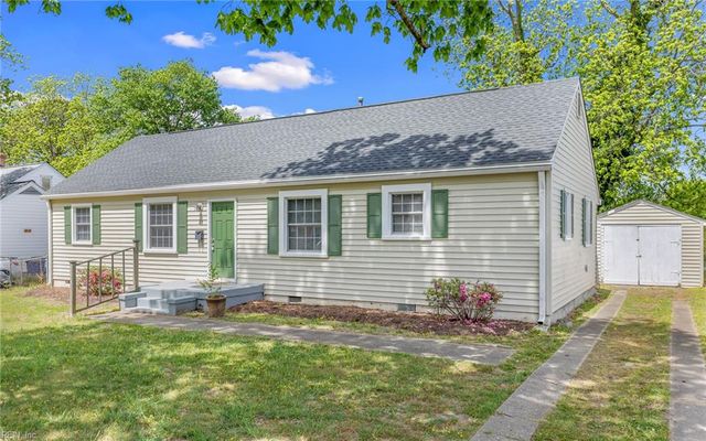 21 Langley AVE, Newport News, VA 23601