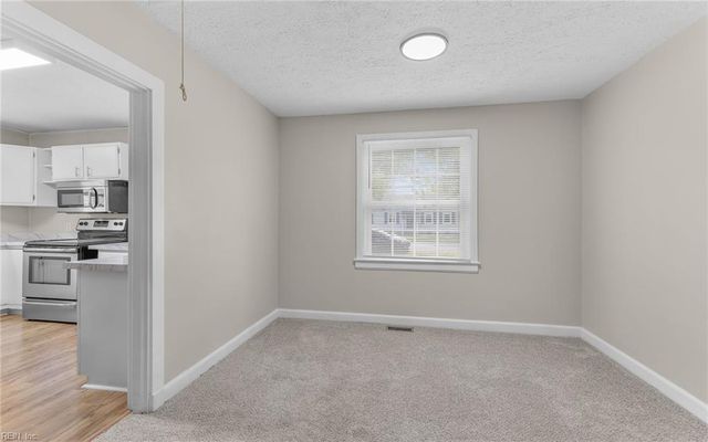 21 Langley AVE, Newport News, VA 23601