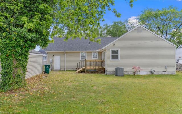21 Langley AVE, Newport News, VA 23601