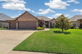 9020 NW 80th Street, Yukon, OK 73099