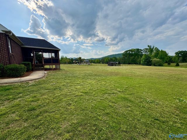 433 CHRISLYN Chrislyn Drive, Gadsden, AL 35901