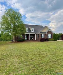 433 CHRISLYN Chrislyn Drive, Gadsden, AL 35901