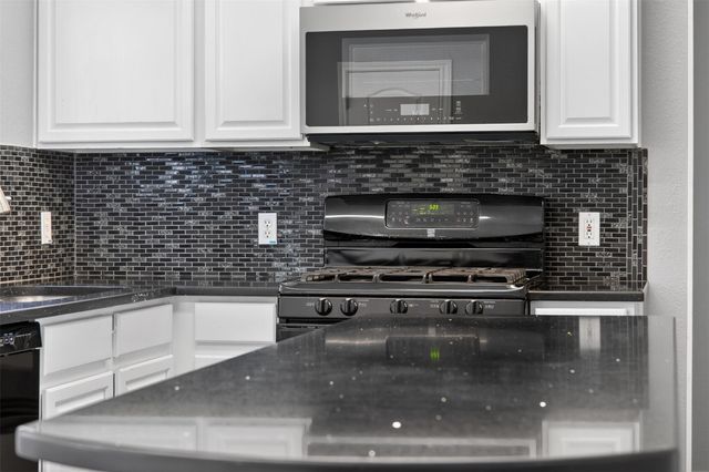 1333 Nightingale DR, Cedar Park, TX 78613