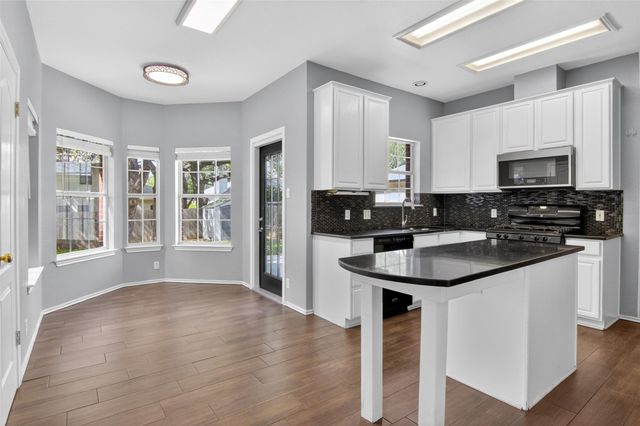 1333 Nightingale DR, Cedar Park, TX 78613