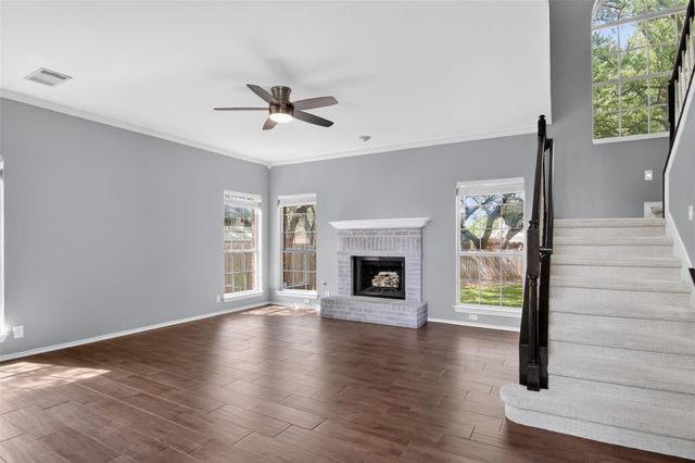 1333 Nightingale DR, Cedar Park, TX 78613