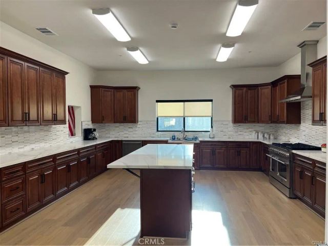 19111 Palo Verde Drive, Apple Valley, CA 92308