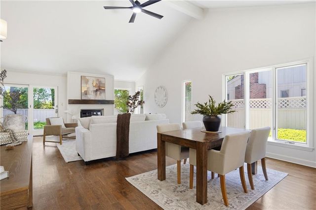 12871 Cambridge Terrace, Leawood, KS 66209