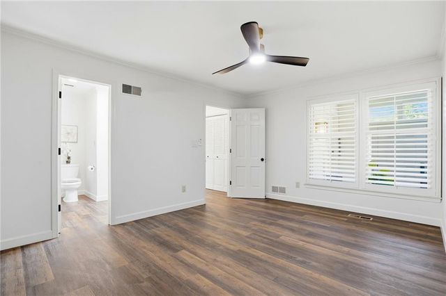 12871 Cambridge Terrace, Leawood, KS 66209