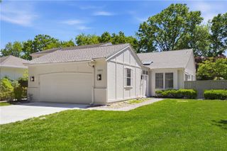 12871 Cambridge Terrace, Leawood, KS 66209