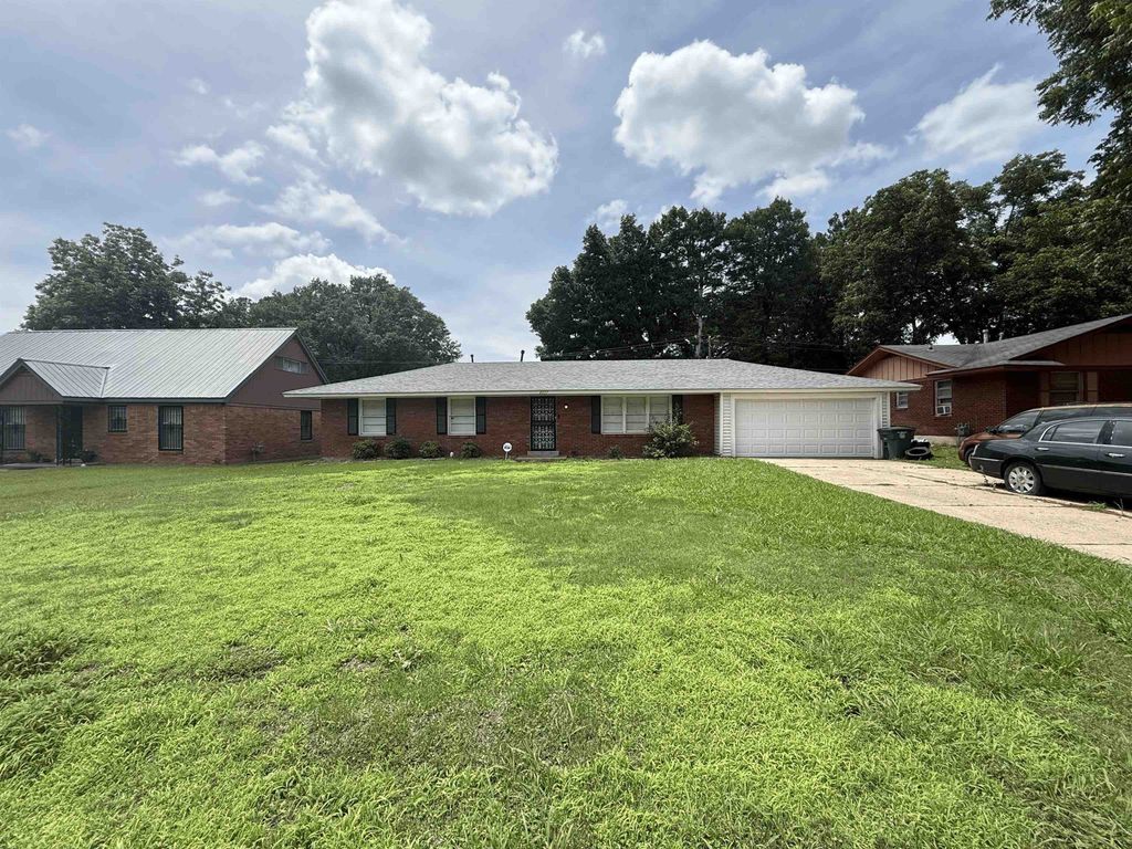 4577 BOGART ST, Memphis, TN 38116