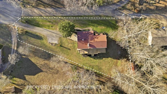 128 Myrtle Lane, Ooltewah, TN 37363