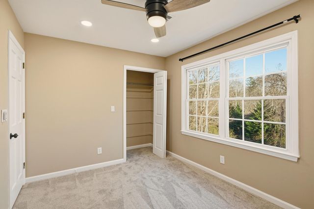 128 Myrtle Lane, Ooltewah, TN 37363