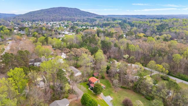 128 Myrtle Lane, Ooltewah, TN 37363