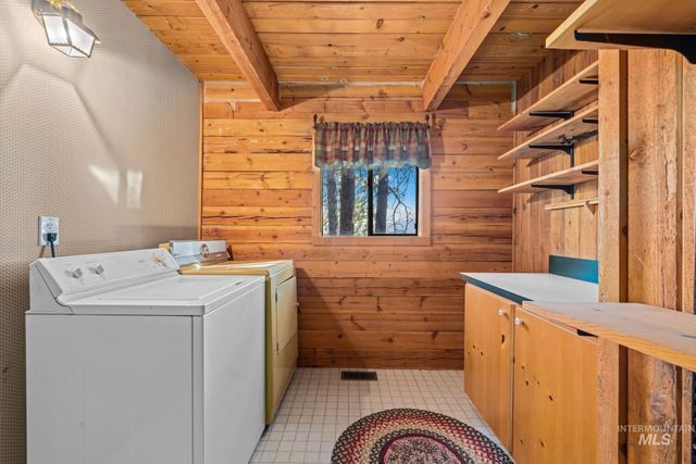 69 Skyview Lane, Boise, ID 83716