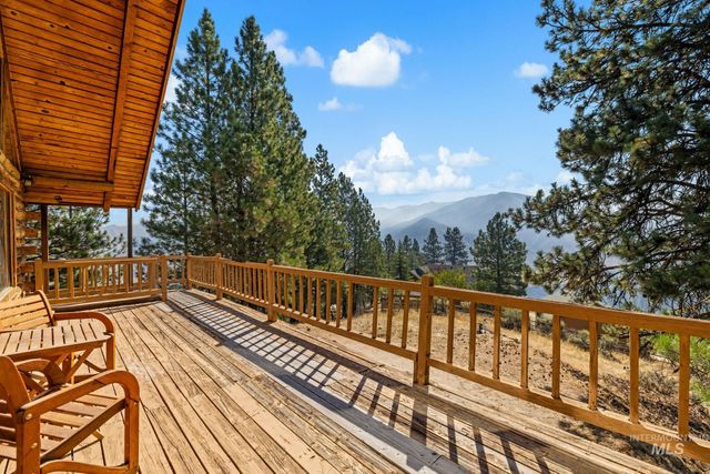 69 Skyview Lane, Boise, ID 83716