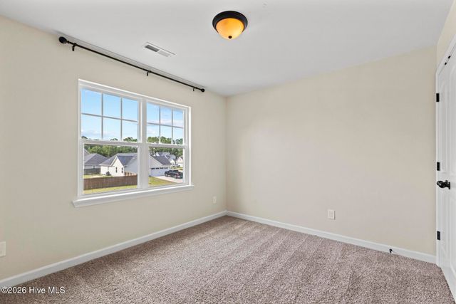 282 Breakwater Drive, Sneads Ferry, NC 28460