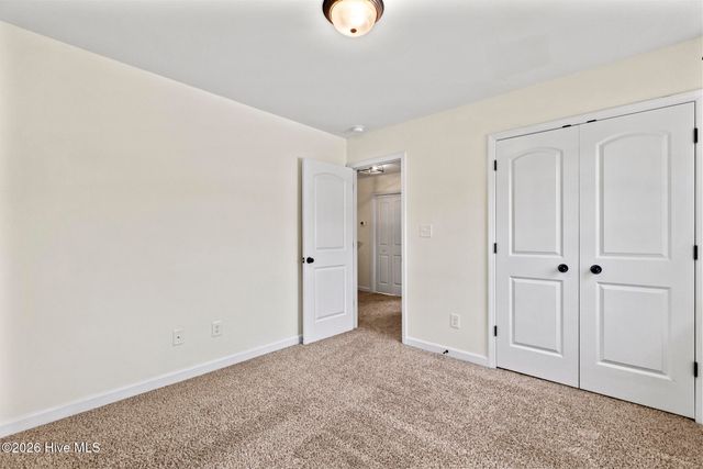 282 Breakwater Drive, Sneads Ferry, NC 28460