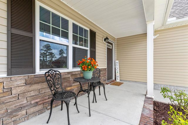 282 Breakwater Drive, Sneads Ferry, NC 28460