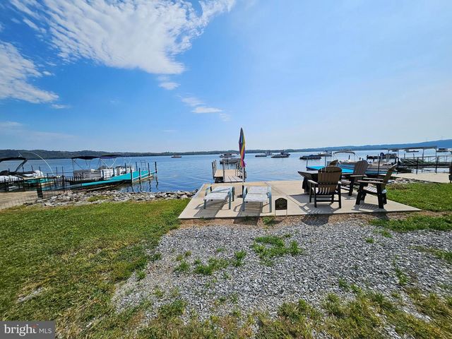 548 BOATHOUSE ROAD, Wrightsville, PA 17368