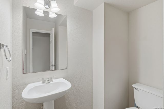 25513 Gold Yarrow, San Antonio, TX 78260