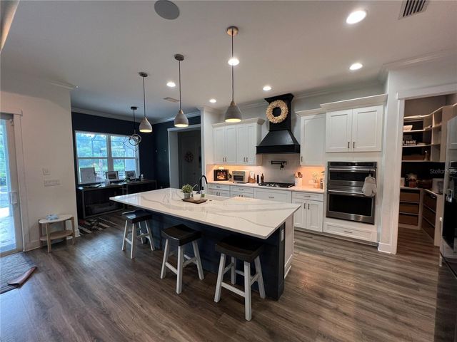 6233 RIVO LAKES BOULEVARD, Sarasota, FL 34241
