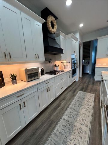 6233 RIVO LAKES BOULEVARD, Sarasota, FL 34241