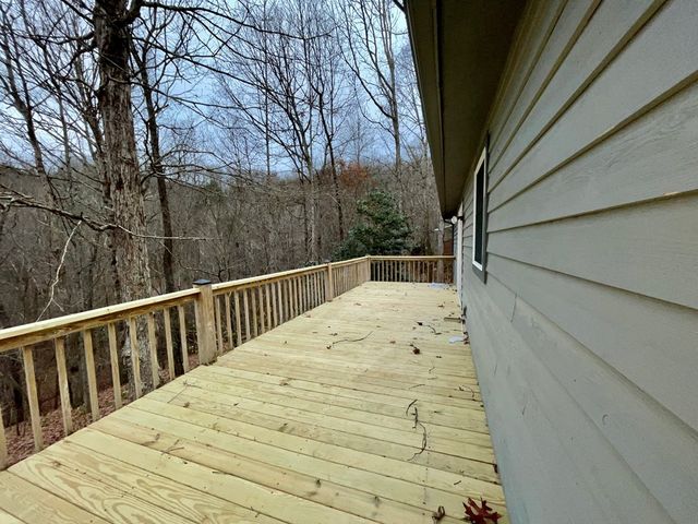 31 Longview Drive, Hayesville, NC 28904