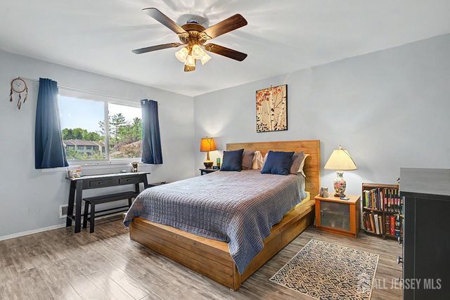 73 Letts Court, Old Bridge, NJ 07747