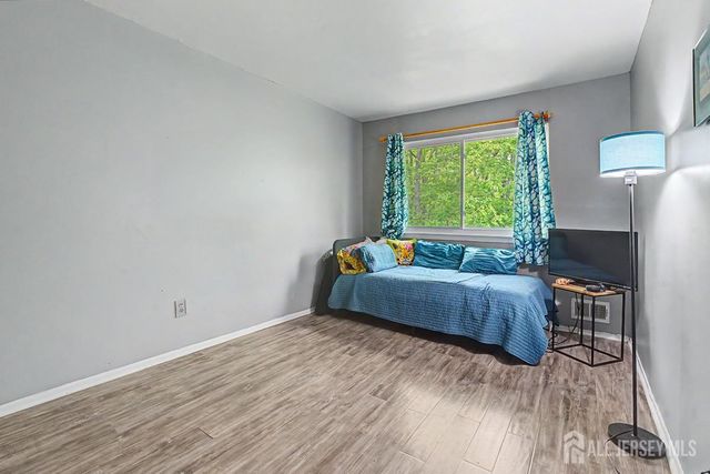 73 Letts Court, Old Bridge, NJ 07747