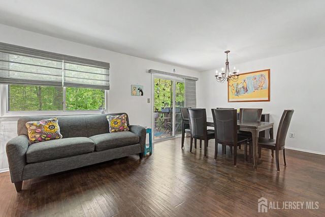 73 Letts Court, Old Bridge, NJ 07747