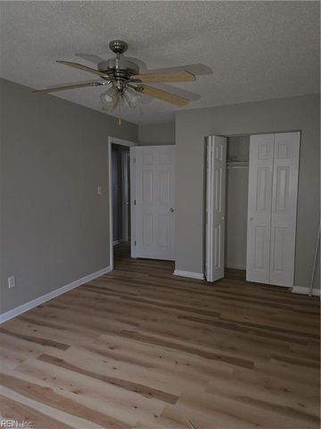 1821 Durham West, Virginia Beach, VA 23454