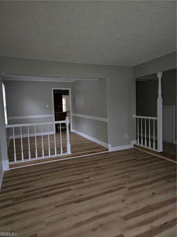 1821 Durham West, Virginia Beach, VA 23454