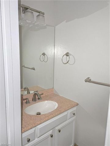 1821 Durham West, Virginia Beach, VA 23454