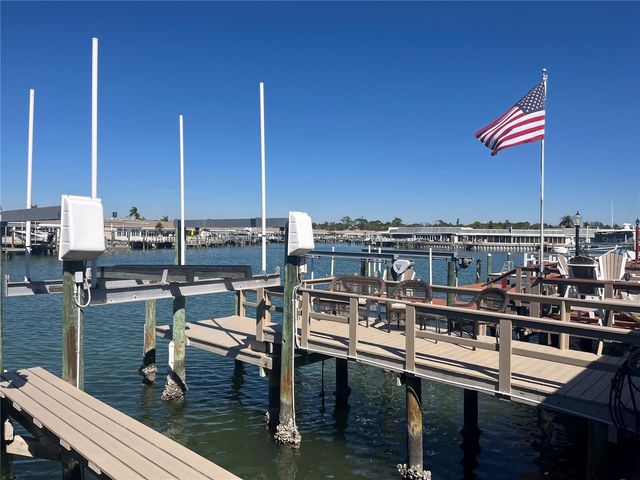 531 BOCA CIEGA POINT BOULEVARD S 531, Madeira Beach, FL 33708