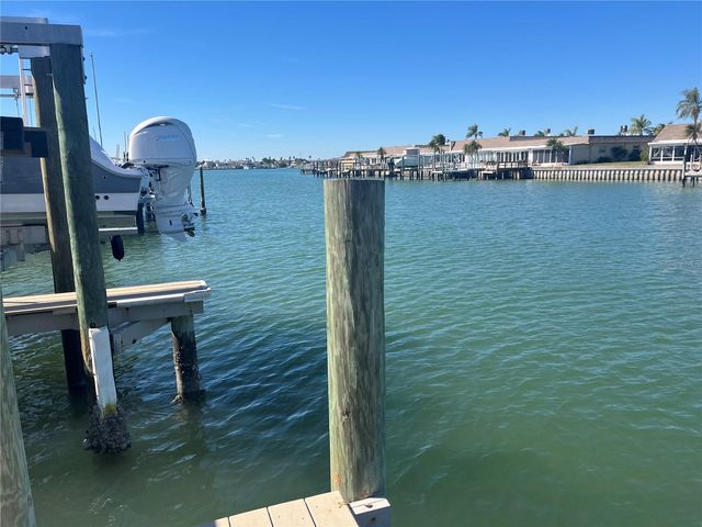 531 BOCA CIEGA POINT BOULEVARD S 531, Madeira Beach, FL 33708