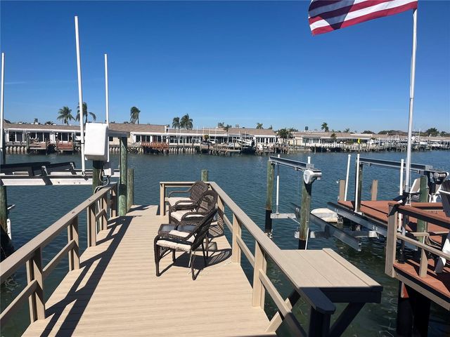 531 BOCA CIEGA POINT BOULEVARD S 531, Madeira Beach, FL 33708