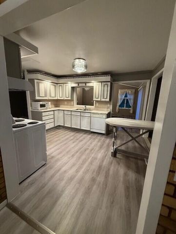 124 N Bogue Street, Hesperia, MI 49421