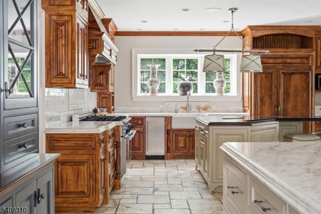 123 HIGHLAND AVENUE, Millburn Twp., NJ 07078