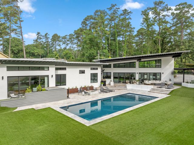 719 Middlebrooks Circle, Tallahassee, FL 32312