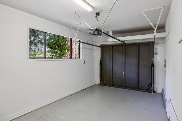 1317 Laurel Street, Menlo Park, CA 94025