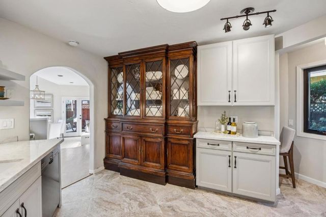 1317 Laurel Street, Menlo Park, CA 94025