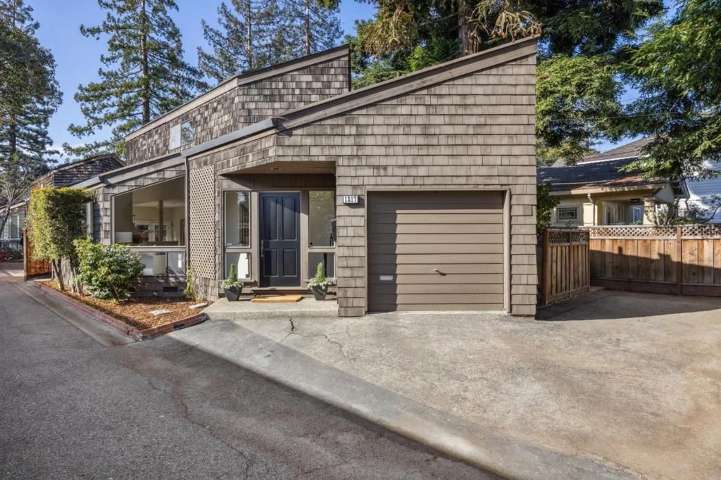 1317 Laurel Street, Menlo Park, CA 94025