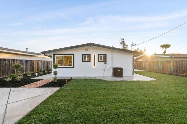 709 Lakebird Drive, Sunnyvale, CA 94089